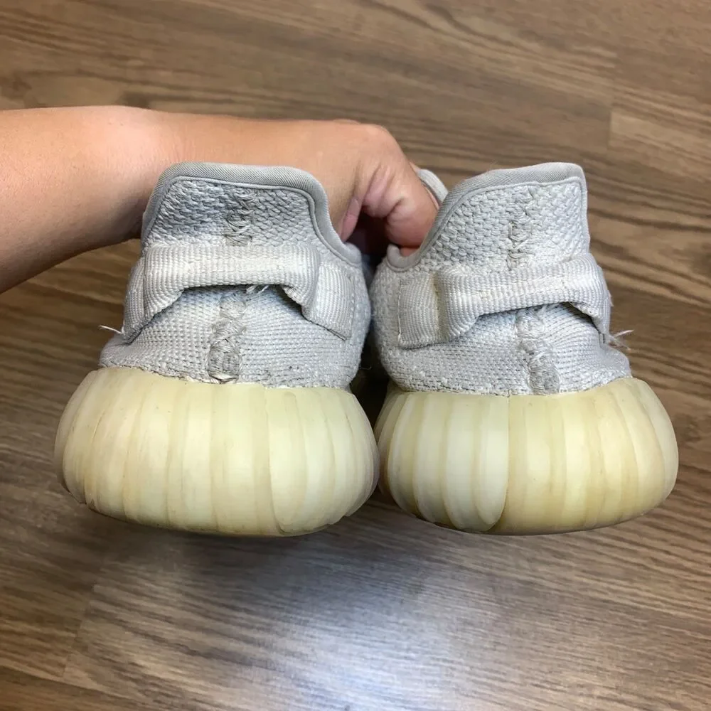 ADIDAS YEEZY Boost Men’s Size 38 5.5‎ Cream/white 350 V2 Ape 779001 Womens 7